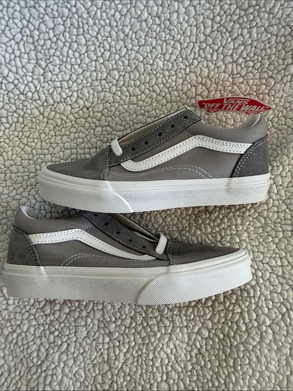 Vans Kids Gray and White Old Skool Low-Top Sneakers